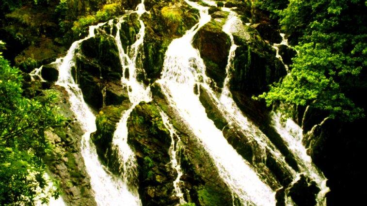 逃离沙漠建筑